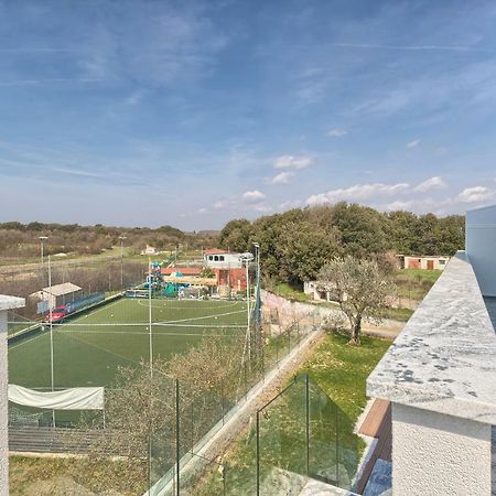Apartments La Mer Pula Exterior photo